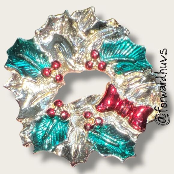 Bundle Sale 3 for $15 | Vintage Gerry’s Christmas Wreath Brooch - Picture 4 of 7